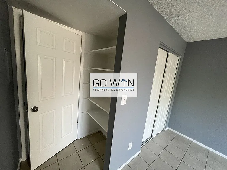 36 E Ingram St — Photo 9