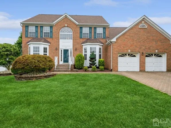 13 Independence Pl, South River, NJ 08882