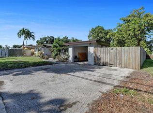 1002 S 28th Ave #1002, Hollywood, FL 33020