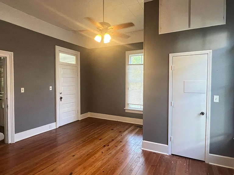 310 Central Ave — Photo 9