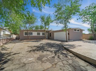 1132 W Holguin St, Lancaster, CA 93534