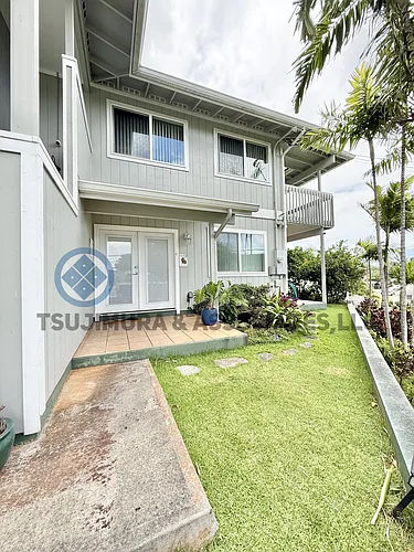2323 E Manoa Rd Photo 1
