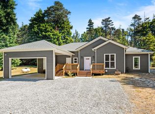 16621 Pearl Ranch Rd, Fort Bragg, CA 95437