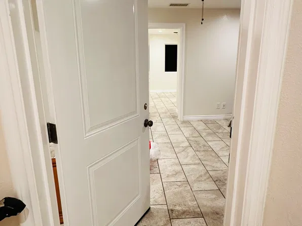 349 E 53rd St #4, Long Beach, CA 90805