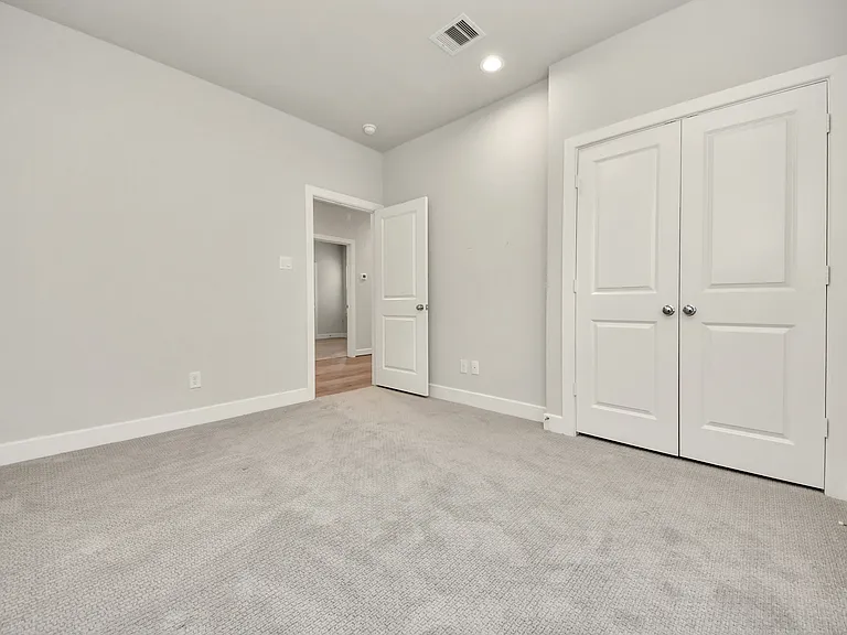 2319 Silva Park Ln — Photo 24