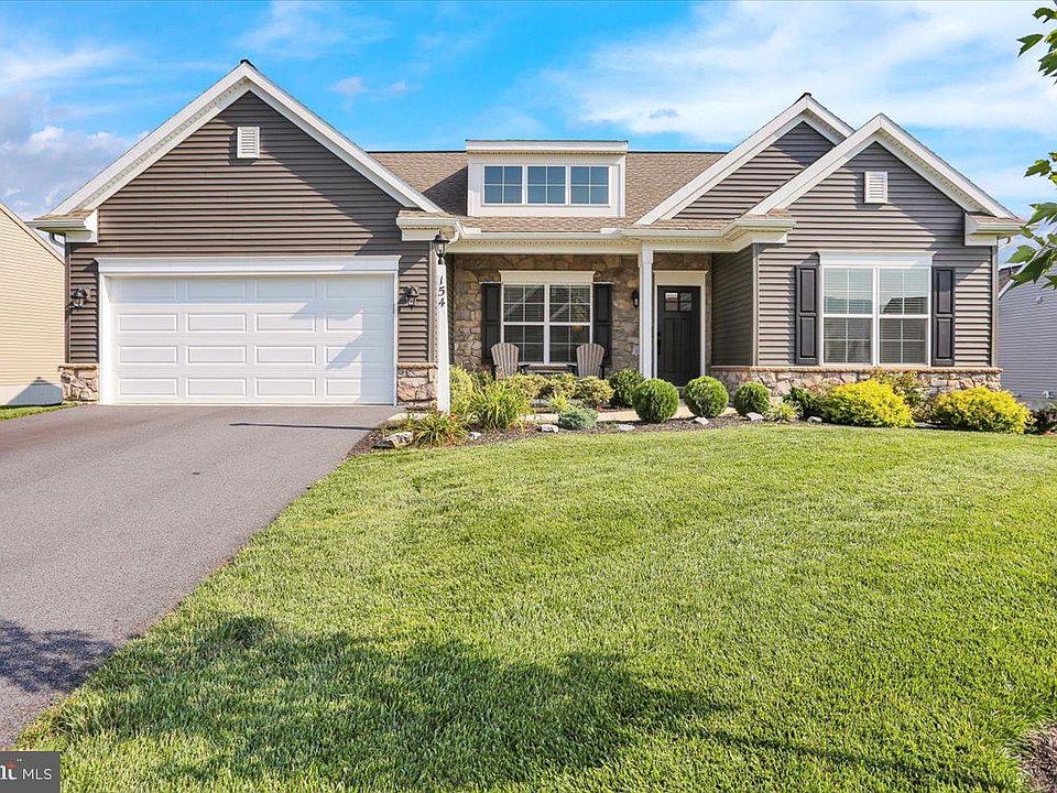 1st image of 154 Rosebush Ct