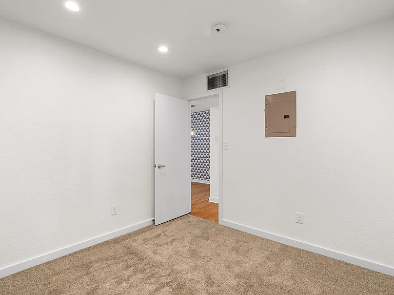 3601 Menchaca Rd #110 — Photo 23