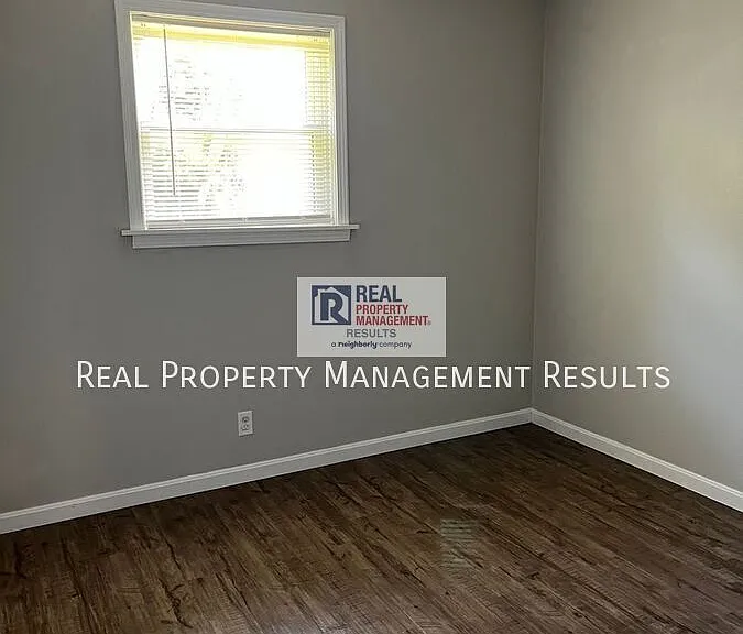 619 Village Ln #23 — Photo 5