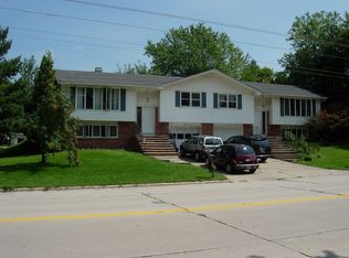 633 Alpine Dr, Green Bay, WI 54302