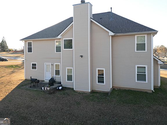 3rd image of 12140 Dominion Dr