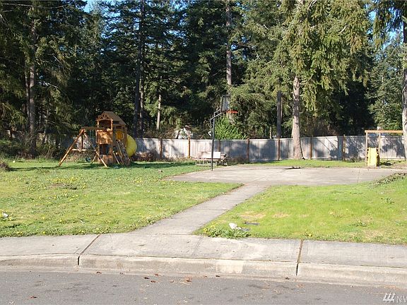 5th image of 8419 198th St E