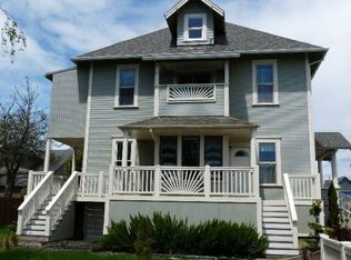 211 Pearl Ave, Ilwaco, WA 98624