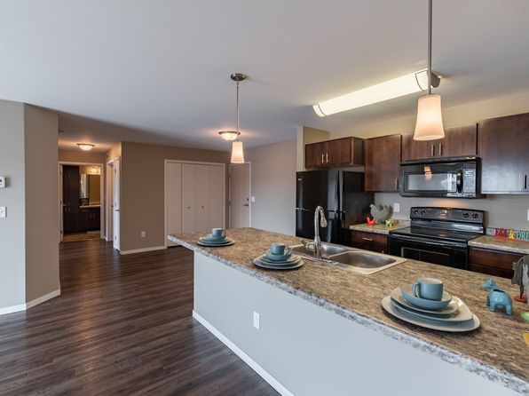 4340 Pioneer Dr APT 105