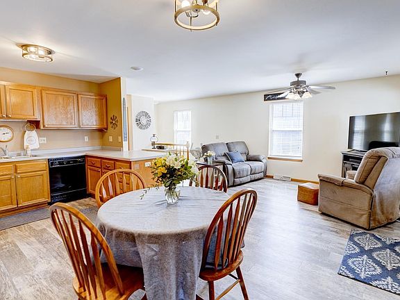 5th image of 403 Hanson Road