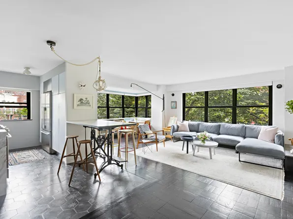 268 East Broadway image 1 of 13