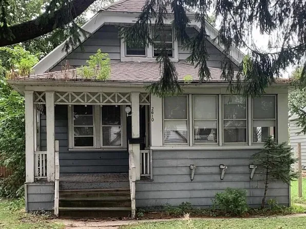 2610 North 55th STREET, Milwaukee, WI 53210
