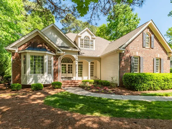 4512 Lake Flower Dr, Holly Springs, NC 27540