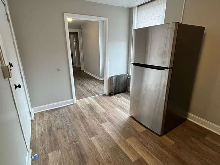 460 Main St — Photo 7