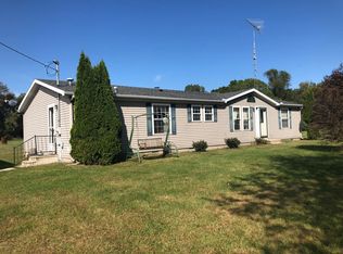 4778 W Hallett Rd, Hillsdale, MI 49242
