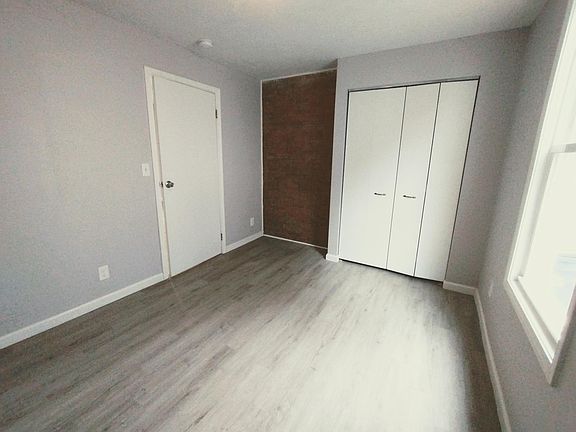 4th image of 1325 W 87th St #1