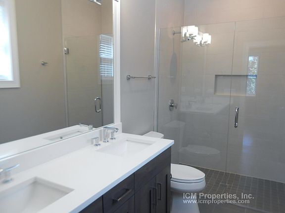 5th image of 874 W Lill Ave #3T