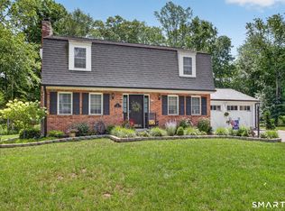 84 Plymouth Rd, Westbrook, CT 06498