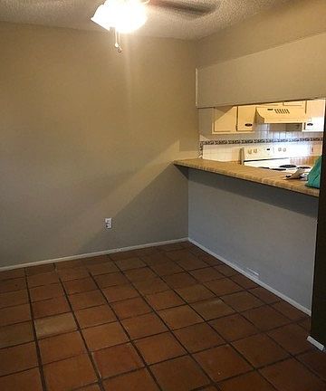 4th image of 3843 Barrington St