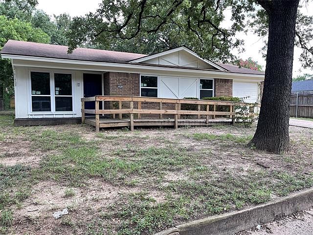 1st image of 12412 Shorecrest Ln