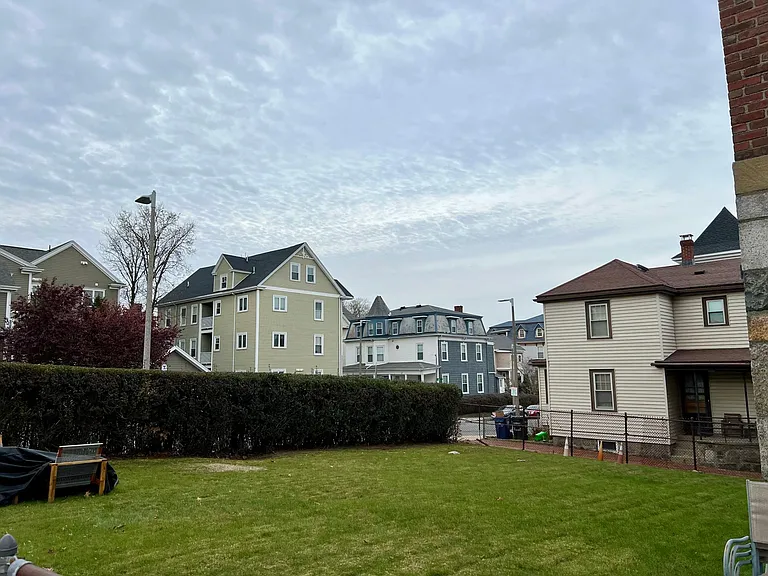107 Union St #3 — Photo 10