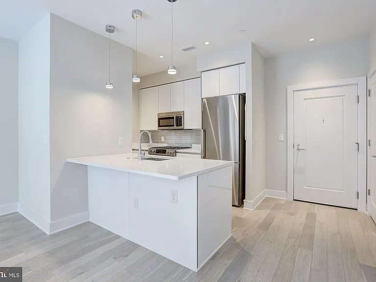 1745 N St NW #302 — Photo 4