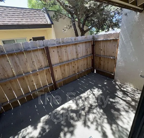 1326 W Elowin Ave — Photo 8