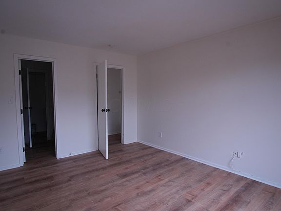 2nd image of 105 E Ticonderoga Dr #1-F