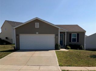 713 Rabbit Run Dr, O'Fallon, MO 63366