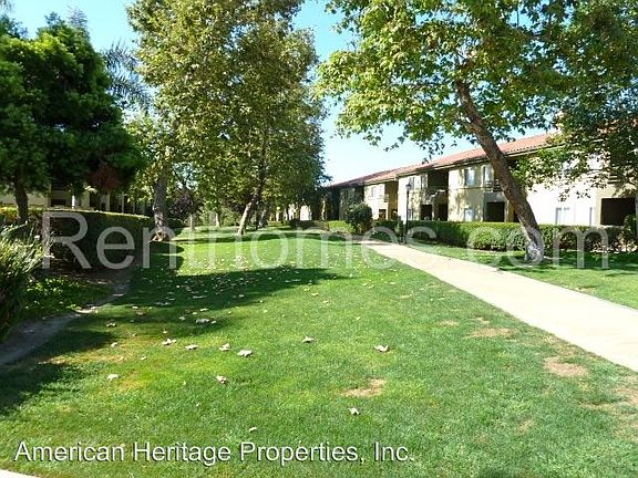 5th image of 7405 Charmant Dr #2014