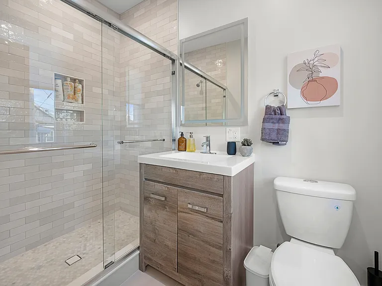 21 Bolton St #2 — Photo 29