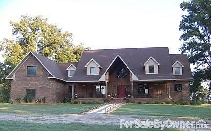 Beautiful entry
						:
						Large front porch. lovely to sit on. very peaceful