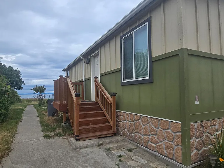 200 Cypress Cir — Photo 2