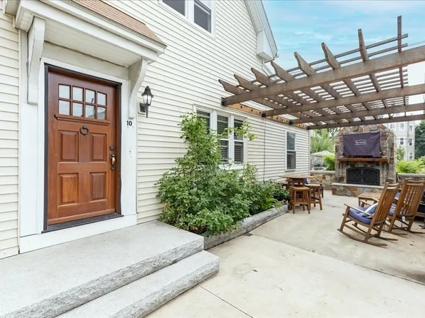 10 Minot St, Lynn, MA 01905