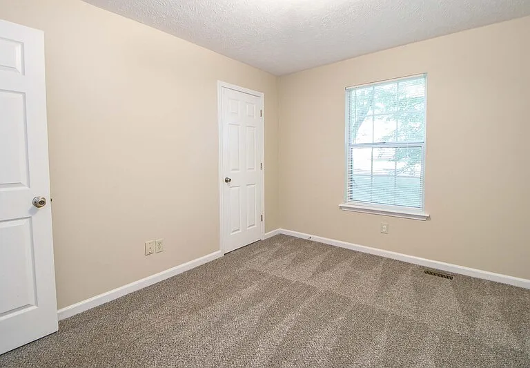217 New Gritton Ave — Photo 11