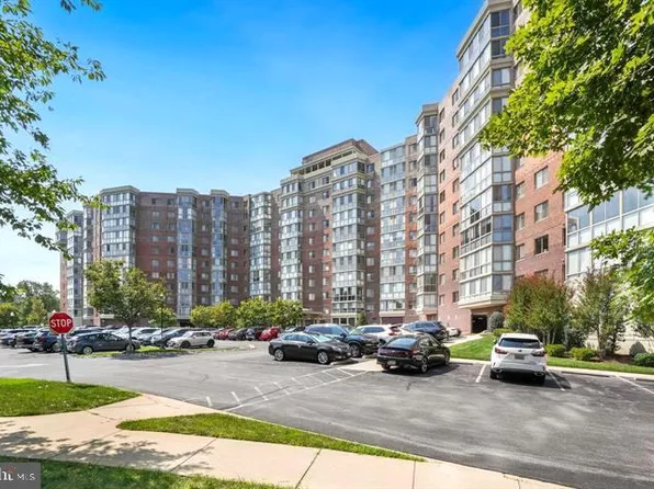 3100 N Leisure World Blvd APT 219, Silver Spring, MD 20906