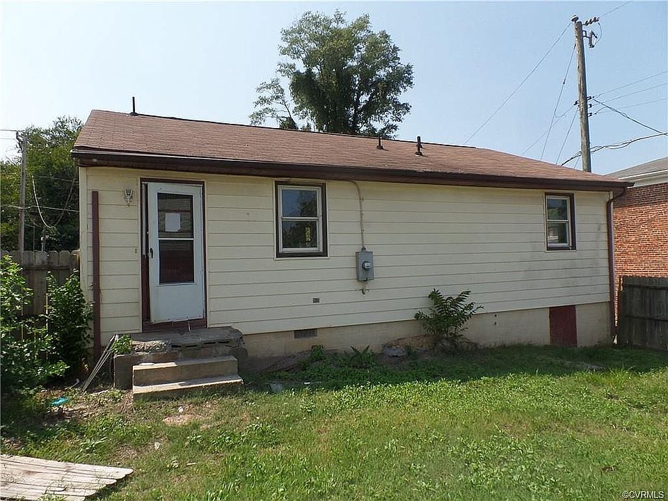 2nd image of 713 Harding St