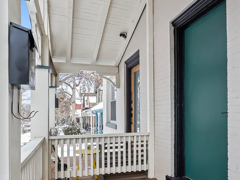 2306 N Franklin St — Photo 2