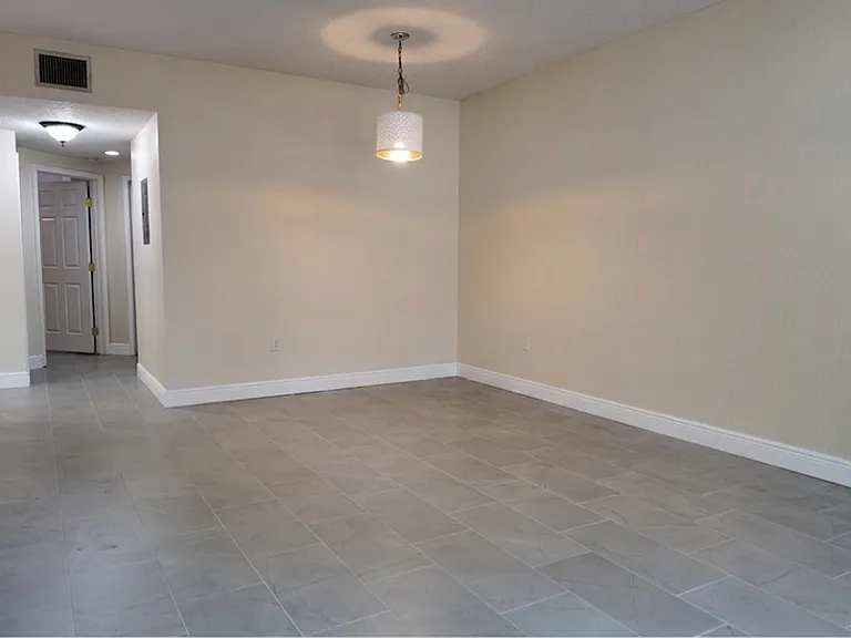 9604 Seadale Ct #101 — Photo 3