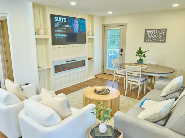 84 Casino Street, Freeport, NY 11520