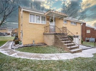 103 Kriss Dr, Pittsburgh, PA 15223