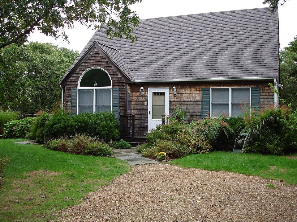 11 Hotchkiss Ln, Edgartown, MA 02539 Zillow