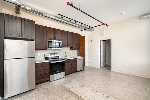 Floor plan 304