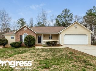140 Lakepointe Ct, Stockbridge, GA 30281