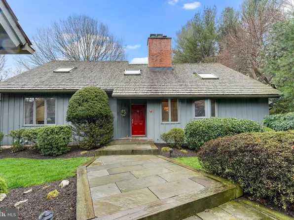 48 Clifton Dr, Kennett Square, PA 19348