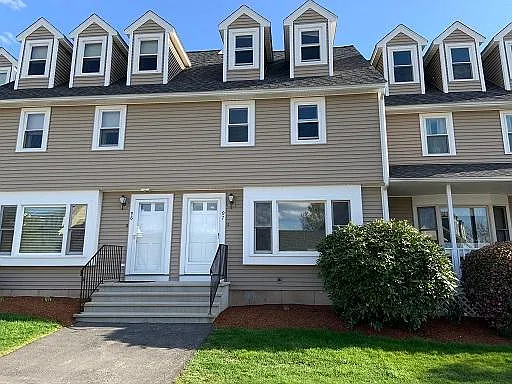 97 Merrimack Meadows Ln #97 — Photo 5